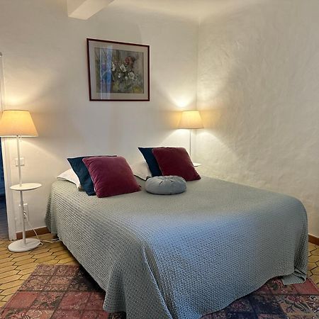Chambre D'hôte La Beaudine Forcalquier Exterior foto